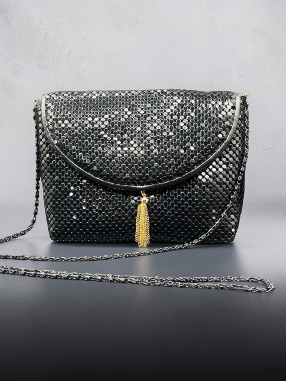 BLACK METAL MESH TOWANNY EVENING BAG PURSE WITH SHOULDER STRAP